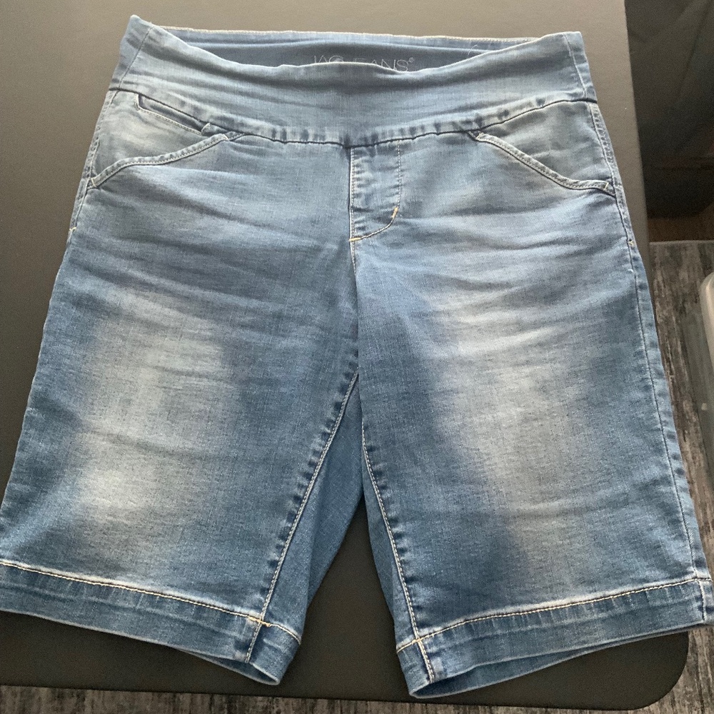 Ladies Pull On Jag Jean Shorts Sz 10